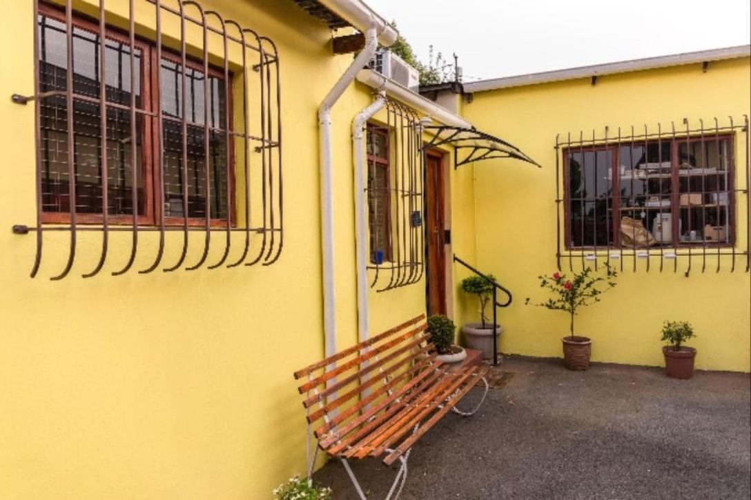 Monica'S Cottage โจฮันเนสเบิร์ก ภายนอก รูปภาพ